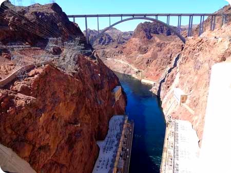 dam-bridge-from-dam-wall