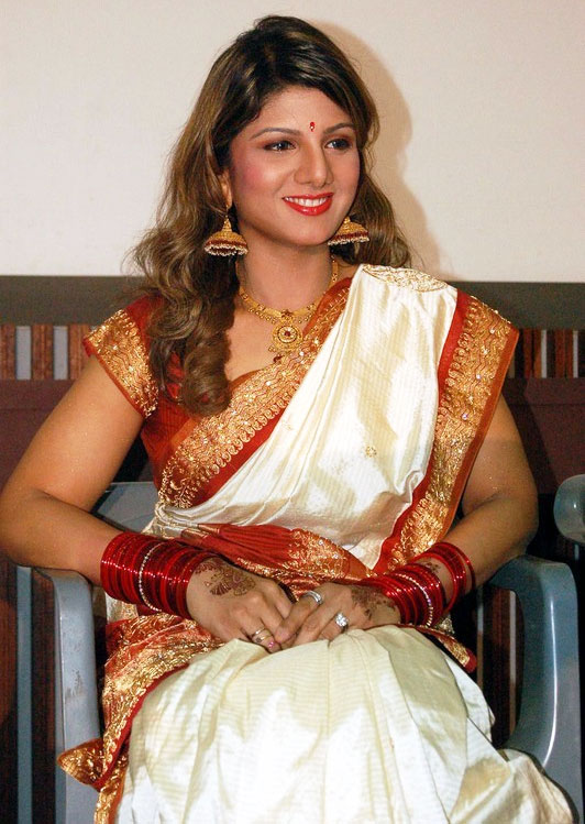 Bollywood and south Indian popular actress Rambha marriage with CEO Indra