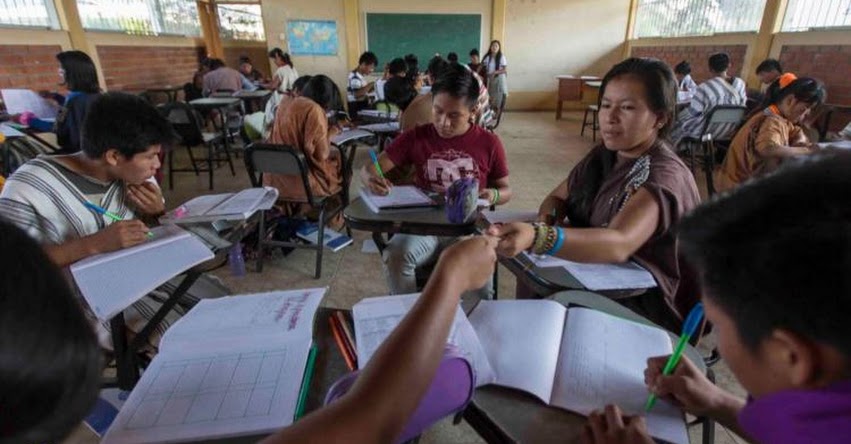 Más de 500 indígenas del Bajo Urubamba en Cusco acceden a programa de educación