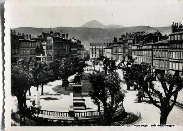 Photo ancienne de Clermont-Ferrand square Blaise-Pascal