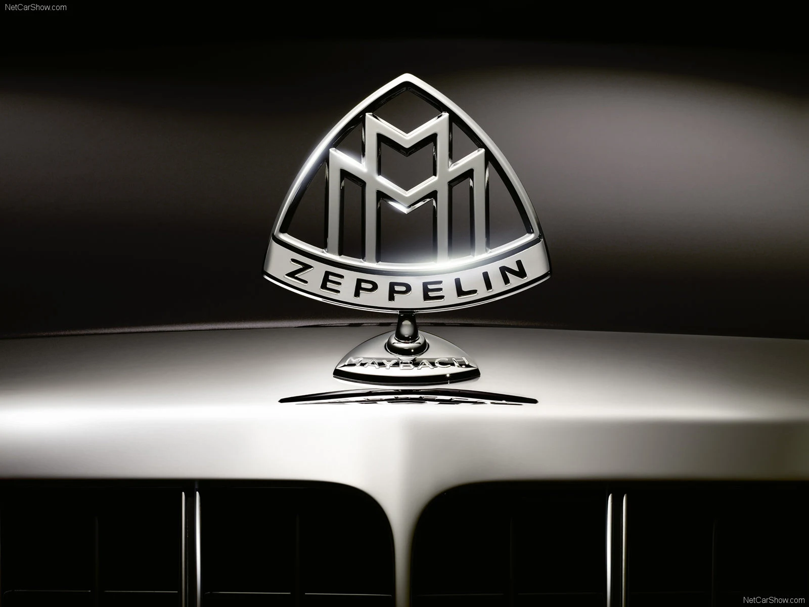 Hình ảnh xe sang Maybach Zeppelin 2010 & nội ngoại thất