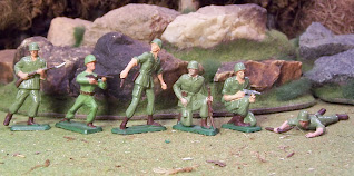 Starlux US or French Infantry 45or 50 mm