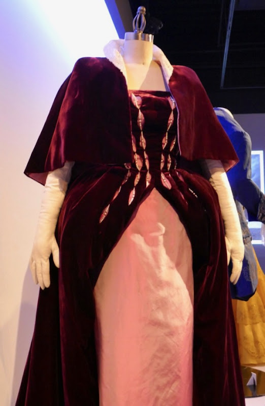 Phantom Thread Countess Henrietta Harding film costume