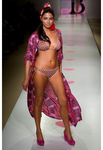 Jessica Gomes, Swimsuit Model