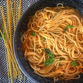 Spaghettis healthy et sa sauce tomate basilic maison Charlotte and cooking 