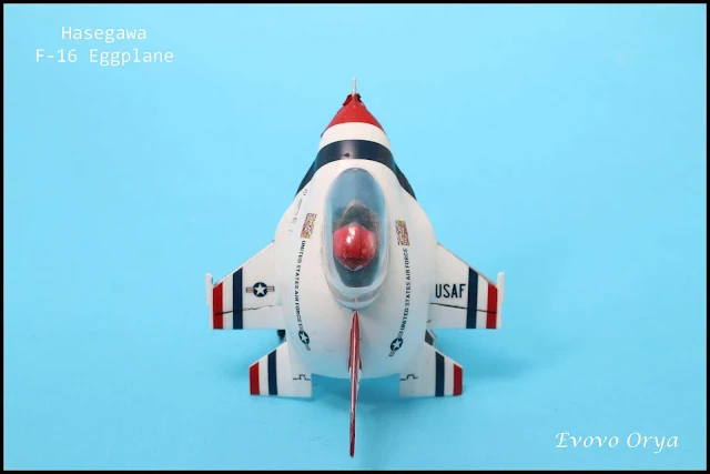Maquette du F-16 Eggplane de Hasegawa .