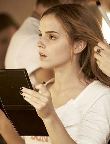 Emma watson peoples tree photoshoot behind the scene pictures