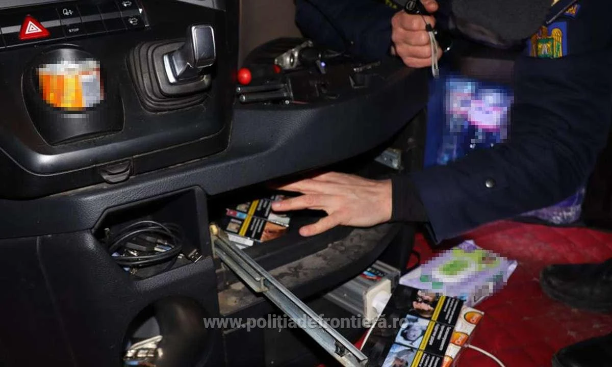 Peste 11.000 de țigarete descoperite ascunse într-un autocamion, în P.T.F. Calafat