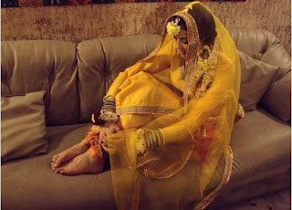 designer mehndi dresses