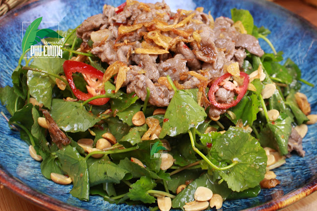 Salad rau má thịt bò