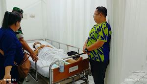  Wujud TNI Peduli Rakyat, Danramil 03/Grogol Petamburan Mayor Inf Manatap Rajagukguk Jenguk Warga yang Sakit