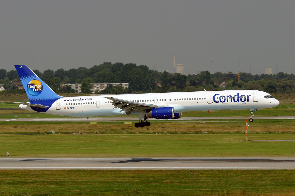 757 300 boeing 757 300 thomas cook low level flight aircraft wallpaper ...