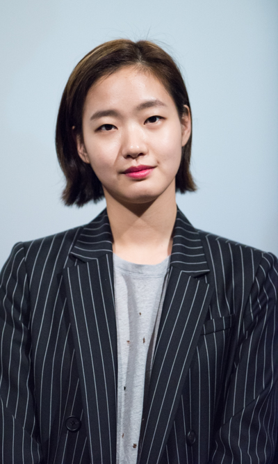 The Crazy Ahjummas: Cheese in the Trap Casts Kim Go Eun