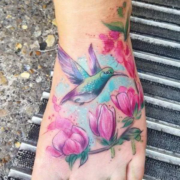 imagen del Tatuaje de un Colibrí