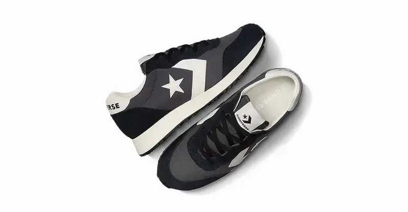 Omega Trainer Unisex Sneakers