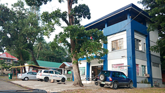 view of saint bernard southern leyte police station from the ascending driveway
