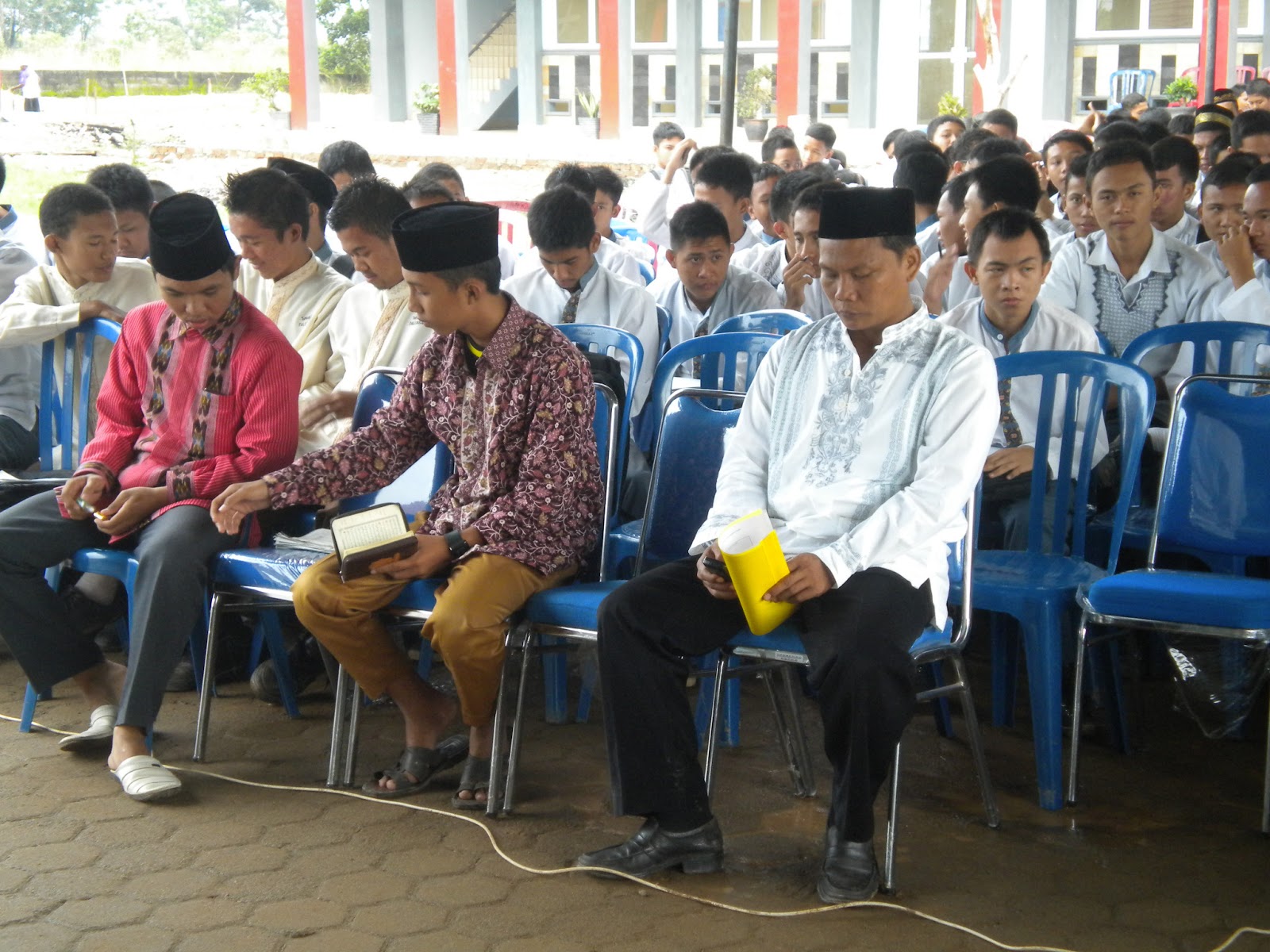 SEPUTAR PELAJAR ONLINE: SMAN 22 Palembang peringati Hari 