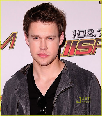 CHORD OVERSTREET NEW DARK HAIR