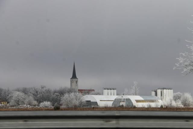 autolla Virossa, Tallinna-Rakvere-Narva