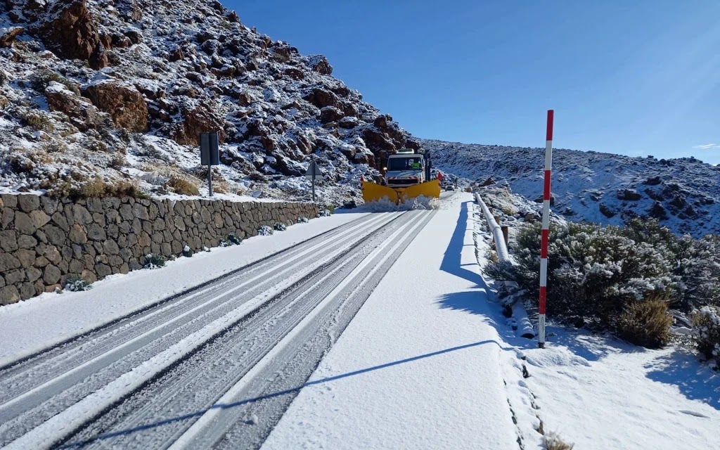 Se reabren los accesos al Teide (Cabildo de Tenerife).