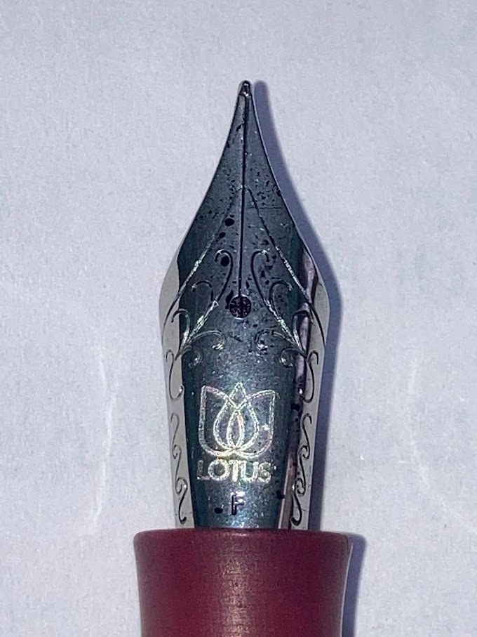 Lotus Student Fountain Pen: Review and Pen's Anatomy