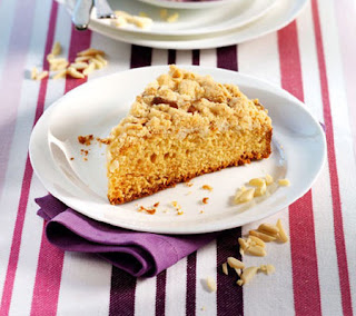 Elderflower cake with crumble recipe