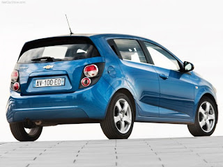 2011 Chevrolet Aveo Pictures