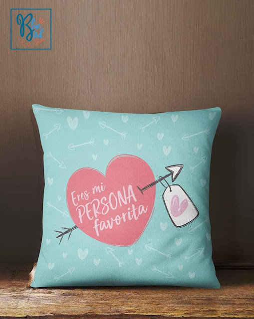 Regala almohadas y cojines personalizados a tu pareja, madre o amigo