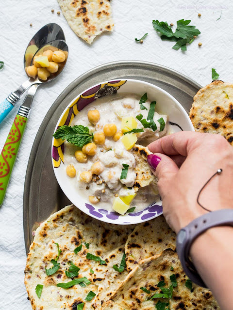 Indian raita made from potatoes, yoghurt and chickpeas. A wonderful spicy and refreshing dip to meat, vegetables, bread and just about everything