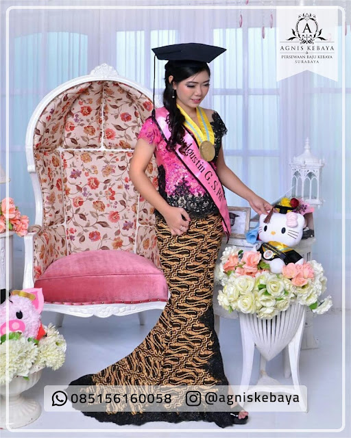 SEWA KEBAYA WISUDA MURAH SURABAYA