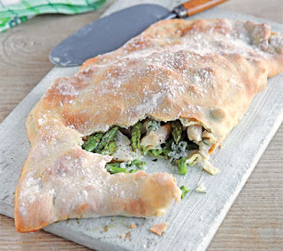 chicken and asparagus calzone recipe