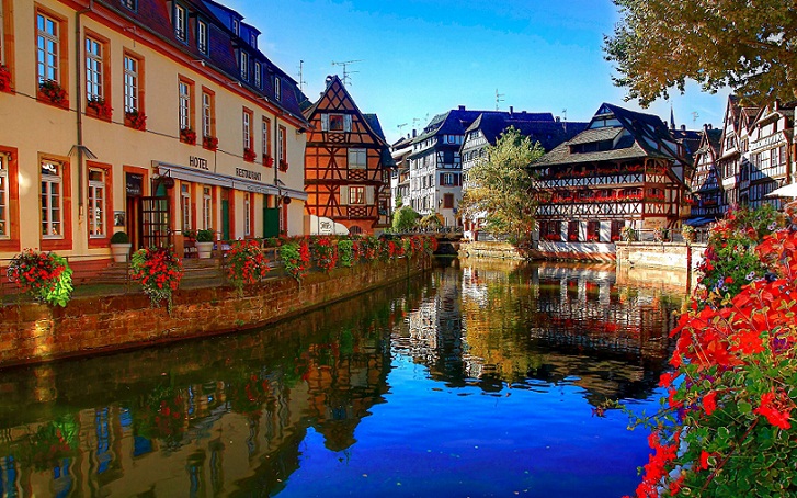 Strasbourg, Pesona Kanal di Antara Katedral