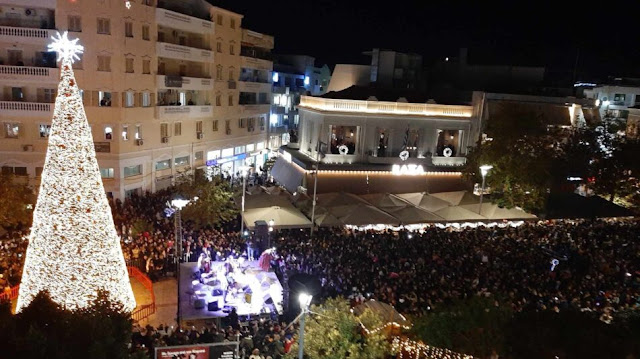 2024 ευχές! Η Πελοπόννησος υποδέχθηκε το νέο έτος – Κοσμοσυρροή με την εκδήλωση στην κεντρική πλατεία Καλαμάτας 