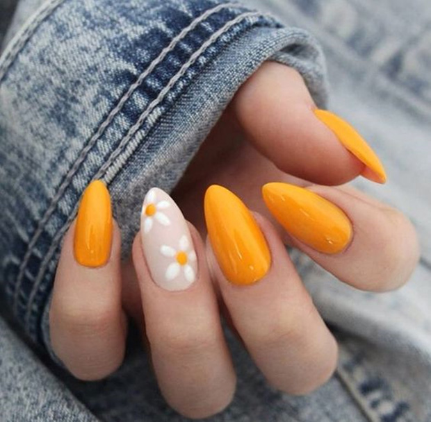 Cute And Highly Fashionable Flower-Style Nail Art Design Ideas