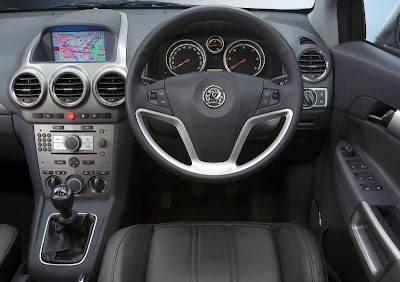 Vauxhall Antara (interior and dashboard)