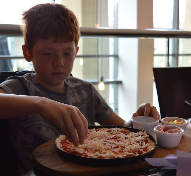 Make your own pizza at gusto newcastle