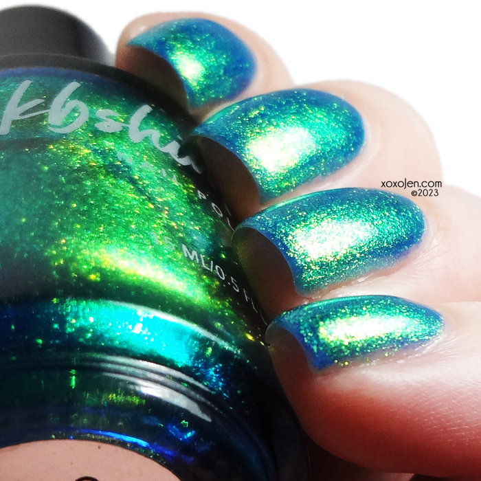 xoxoJen's swatch of KBShimmer Cool Beans