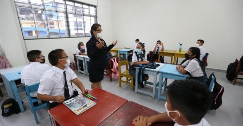 MINEDU: En Junio recibirán bonificación por escolaridad los Docentes y Auxiliares contratados (Ley N° 31436)