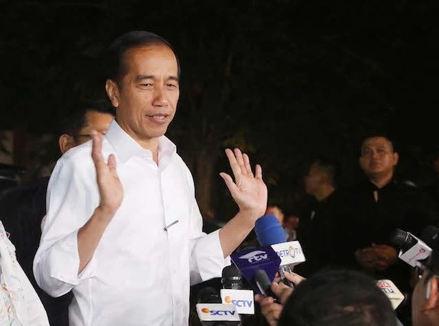 Jokowi Ditantang 'Pecat' Terduga Pelanggar HAM di Lingkaran Istana Saat Ini, Berani?