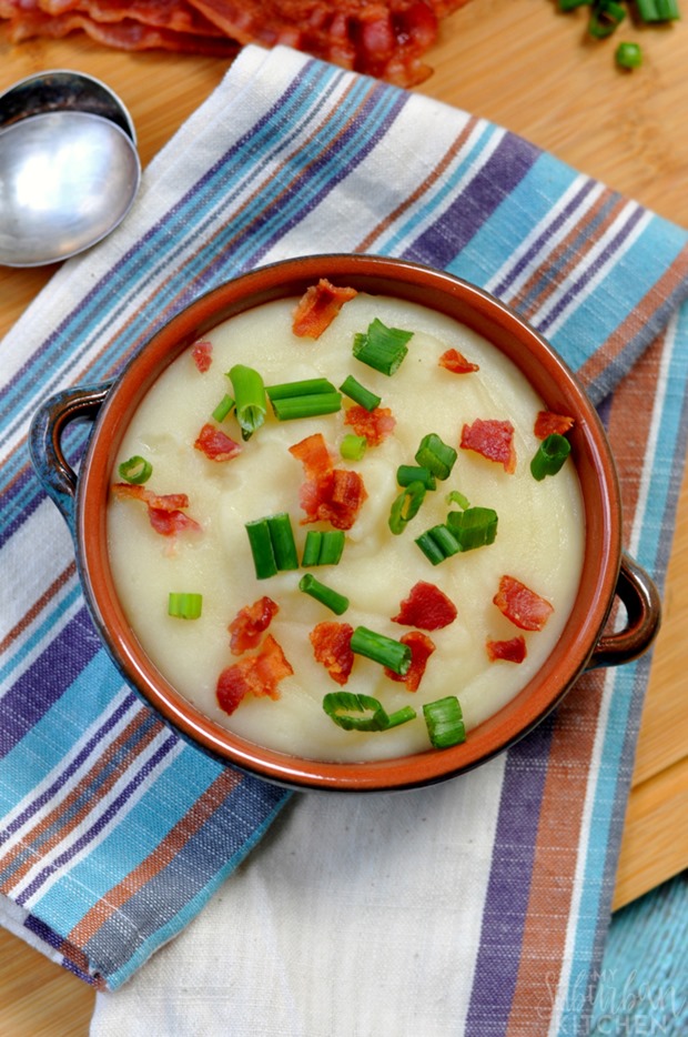 crockpot-paleo-baked-potato-soup-10