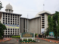 Masjid-masjid Besar dan Unik di Indonesia