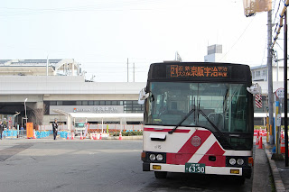 京阪宇治バス 6115 京都22か6390 京阪淀にて