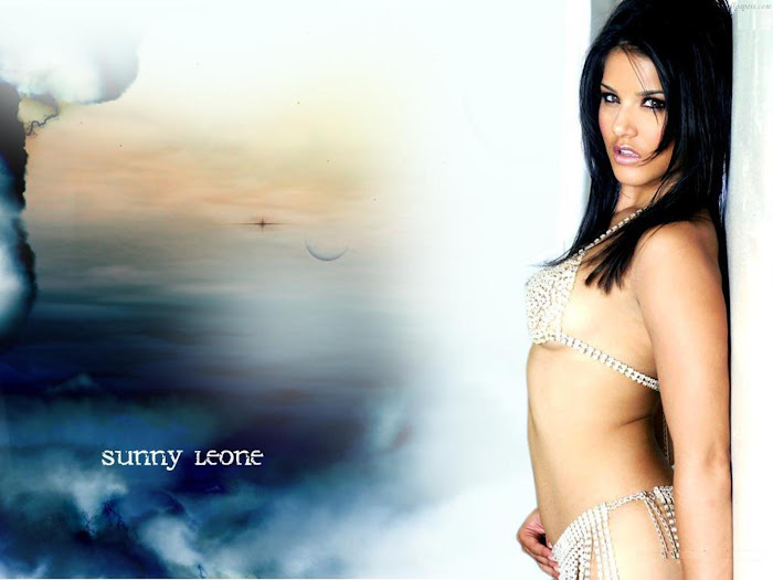 Sunny Leone HD Wallpaper -08