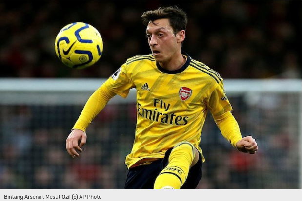 Alasan Mezut Ozil Pensiun