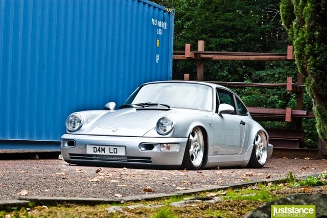 Slammed Porsche 911 Eingestellt von Karsten um 1650