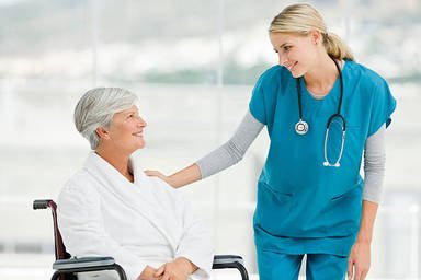 young-doctor-communicating-with-a-senior-patient