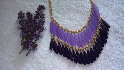 www.dresslily.com/solid-color-faux-gem-embellished-multi-layered-necklace-product714529.html?lkid=461745