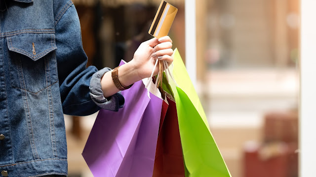 Consumer behavior - shopping bags