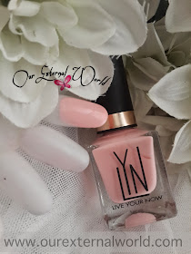 LYN - Live Your Now Polish Swatches & Review, This little pinky