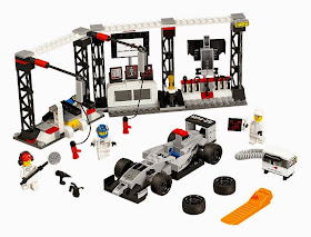 Speed Champions McLaren Mercedes Pit Stop in LEGO MP4-29